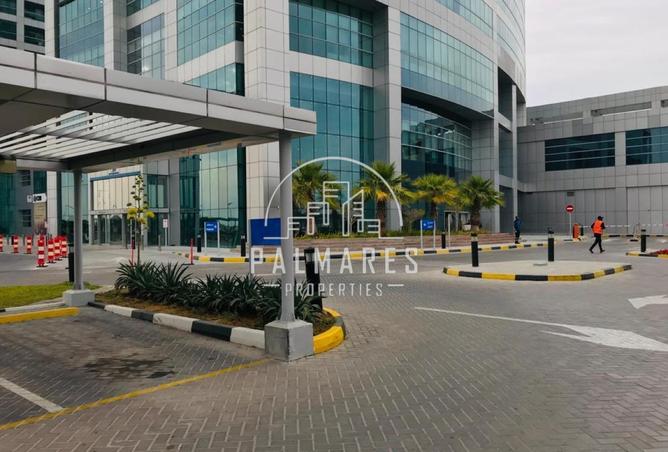 53573366 - صورة العقار 3