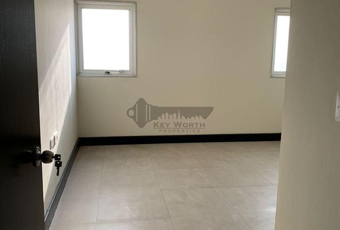 98266682 - Property Image 3