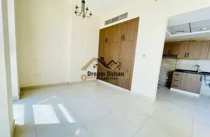 Apartment - 1 Bathroom for rent in Rose Building - Al Jaddaf - Dubai