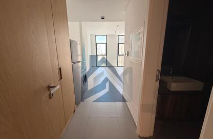 Apartment - Studio - 1 Bathroom for rent in Al Mamsha - Muwaileh - Sharjah