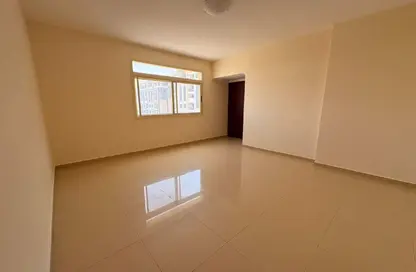 شقة - 3 غرف نوم - 3 حمامات للايجار في مجمع مويلح - تجارية مويلح - الشارقة