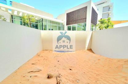 Apartment - Studio - 1 Bathroom for sale in Zohour 3 - Al Zahia - Muwaileh Commercial - Sharjah