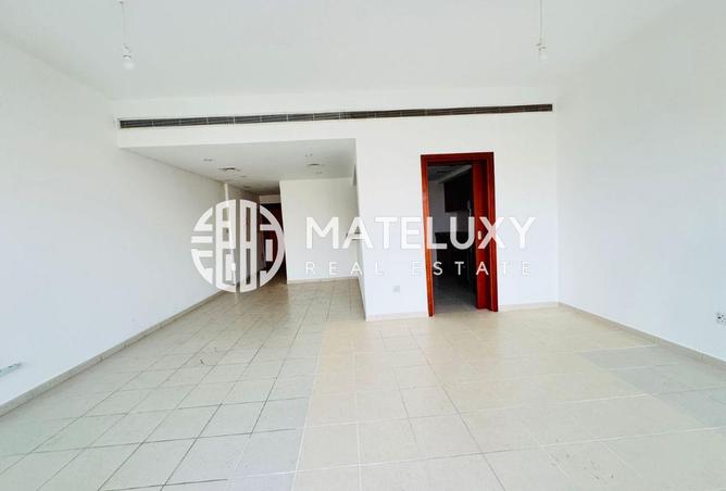 79825739 - Property Image 2