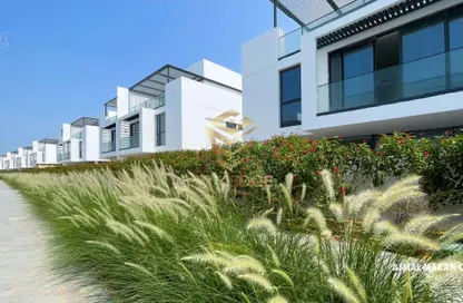 Villa - 5 Bedrooms - 6 Bathrooms for sale in Sun Island - Ajmal Makan City - Sharjah Waterfront City - Sharjah