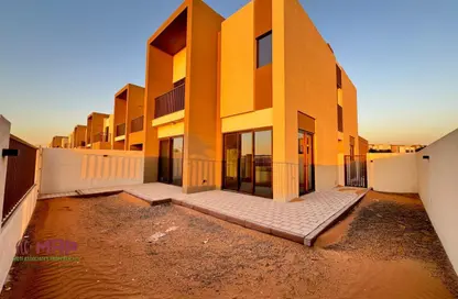 Townhouse - 4 Bedrooms - 5 Bathrooms for rent in La Violeta 2 - La Violeta - Villanova - Dubai Land - Dubai
