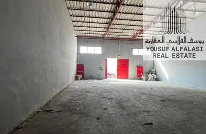 Warehouse - Studio - 4 Bathrooms for rent in Umm Al Thuoob - Umm Al Quwain