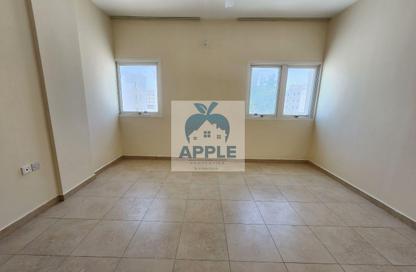 Apartment - 1 Bedroom - 2 Bathrooms for rent in Muwailih Building - Muwaileh - Sharjah