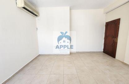 Apartment - 1 Bedroom - 2 Bathrooms for rent in Muwailih Building - Muwaileh - Sharjah