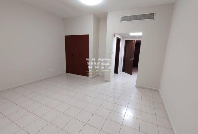 87888175 - Property Image 2