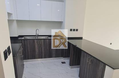 Apartment - 1 - 2 for rent in Rukan Tower A - Rukan Tower - Rukan - Dubai