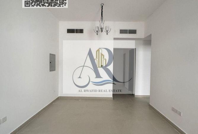 121998158 - Property Image 3