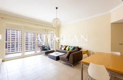 Apartment - 5 Bedrooms - 4 Bathrooms for rent in Al Das - Shoreline Apartments - Palm Jumeirah - Dubai