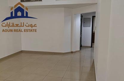 شقة - 2 غرف نوم - 3 حمامات للايجار في شارع التعاون - التعاون - الشارقة