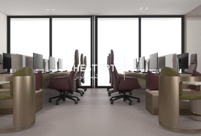 98240399 - Property Image 2