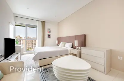 Apartment - 1 Bathroom for rent in The Palm Tower - Palm Jumeirah - Dubai