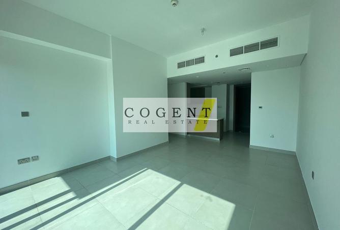 Deal of the Day | 2 Bedroom+Maids | Vacant Soon