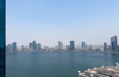 شقة - 2 غرف نوم - 3 حمامات للايجار في المجاز 3 - المجاز - الشارقة