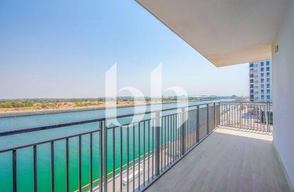 Apartment - 3 Bedrooms - 3 Bathrooms for rent in Waters Edge - Yas Island - Abu Dhabi