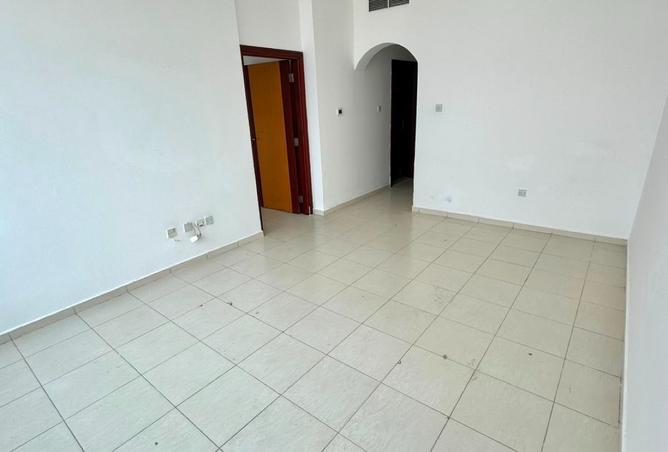 128826142 - Property Image 2