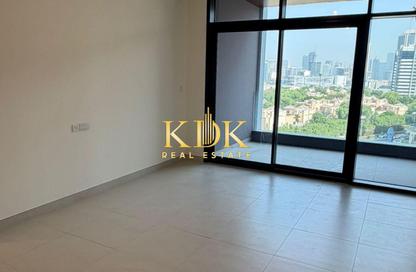 Apartment - 1 Bedroom - 2 Bathrooms for rent in Vista by Prestige One - Dubai Sports City - Dubai