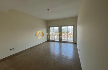 Villa - 4 Bedrooms - 6 Bathrooms for rent in Block M - District 16 - Jumeirah Village Circle - Dubai