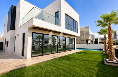 Villa - 5 - 5 for rent in West Village - Al Furjan - Dubai