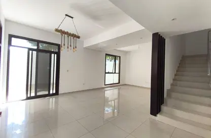 تاون هاوس - 3 غرف نوم - 4 حمامات للبيع في مساكن نسمه - ّالطي - الشارقة