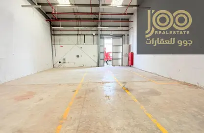 Warehouse - Studio - 1 Bathroom for rent in Umm Al Thuoob - Umm Al Quwain