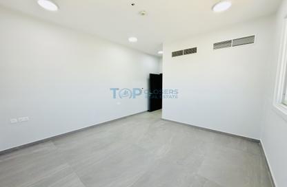 Apartment - 1 Bedroom - 2 Bathrooms for rent in Al Mraijeb - Al Jimi - Al Ain