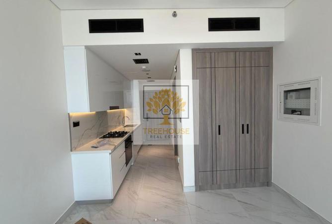 98268398 - Property Main Image