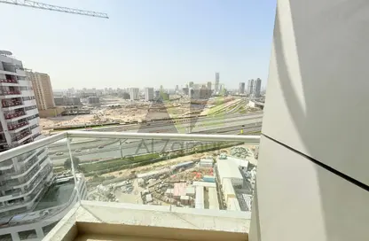 شقة - 1 حمام للايجار في برج يونى استايت الرياضية - مدينة دبي الرياضية - دبي