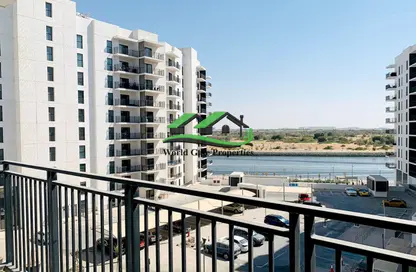 Apartment - 3 Bedrooms - 3 Bathrooms for rent in Waters Edge - Yas Island - Abu Dhabi