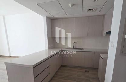 Apartment - 2 - 2 for rent in Waters Edge - Yas Island - Abu Dhabi