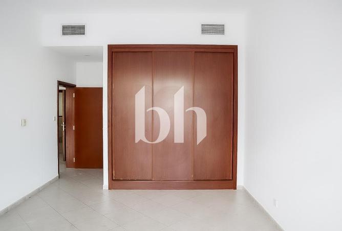 2OlRKOjzseG - Property Image 3