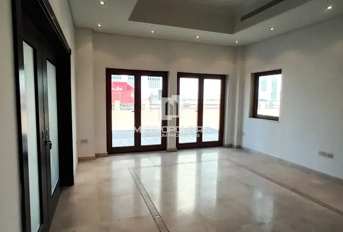 165033031 - Property Image 3