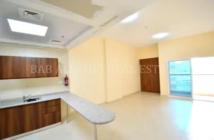 Apartment - 1 Bathroom for rent in Lynx Residence - Dubai Silicon Oasis - Dubai