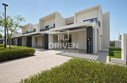 Villa - 4 Bedrooms - 4 Bathrooms for sale in Greenview - Emaar South - Dubai South (Dubai World Central) - Dubai Villa - 4 Bedrooms - 4 Bathrooms for sale in Greenview - Emaar South - Dubai South (Dubai World Central) - Dubai