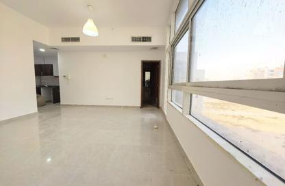 Apartment - Studio - 1 for rent in NR 4 - International City Phase 2 - Dubai Apartment - Studio - 1 for rent in NR 4 - International City Phase 2 - Dubai