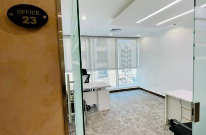 Office Space - Studio - 4 Bathrooms for rent in Hamdan Street - Abu Dhabi
