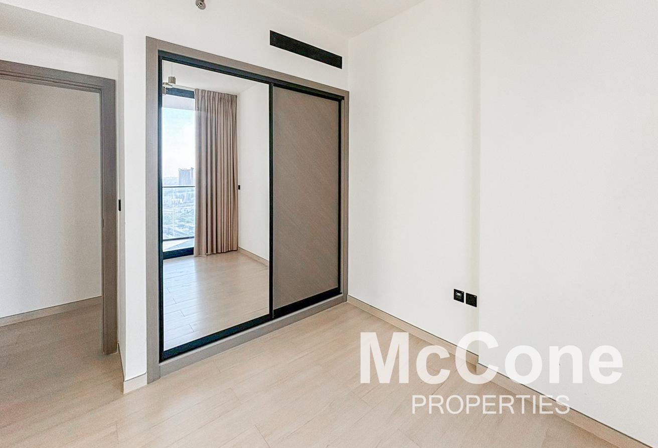 Luxury Living | Elegant Interiors | Spacious Unit photo 11