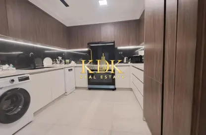 شقة - 3 غرف نوم - 3 حمامات للايجار في مروة هايتس - منطقة 15 - قرية جميرا الدائرية - دبي