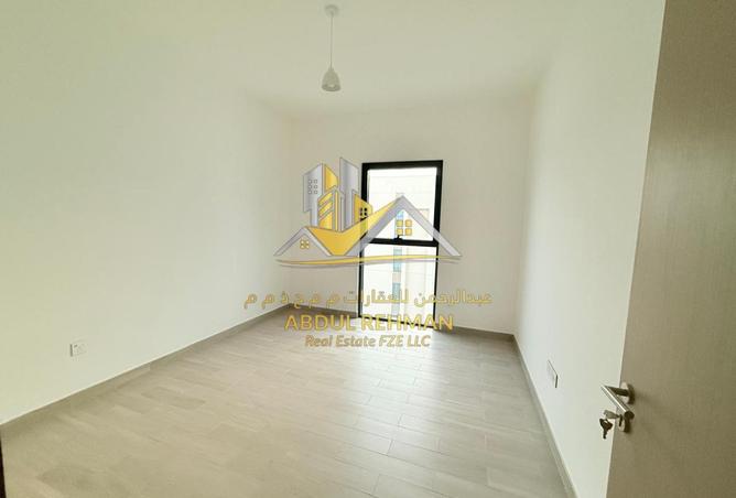 128808169 - Property Image 2