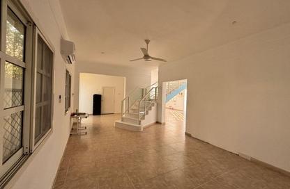 Villa - 4 - 5 for rent in Al Dhait South - Al Dhait - Ras Al Khaimah