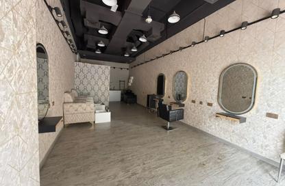 Retail - Studio - 2 Bathrooms for rent in Makeen Residence 3 - International City Phase 2 - Al Warsan 4 - Al Warsan - Dubai