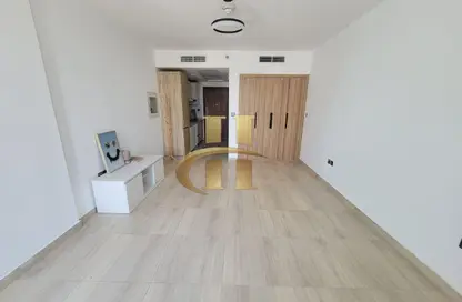 Apartment - 1 Bathroom for rent in Pantheon Elysee II - District 12 - Jumeirah Village Circle - Dubai
