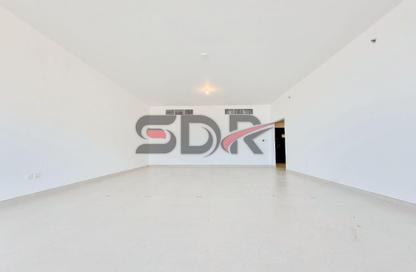 Apartment - 3 - 4 for rent in Al Ain Tower - Khalidiya Street - Al Khalidiya - Abu Dhabi