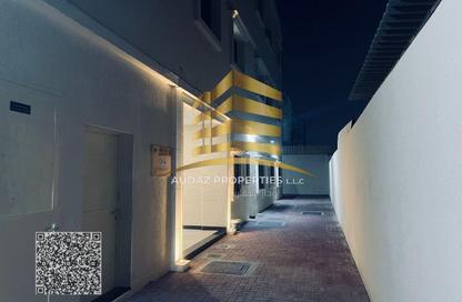 عمارة بالكامل - 8 غرف نوم - 8 حمامات للبيع في فلل الروضة 3 - 3  الروضة - الروضة - عجمان
