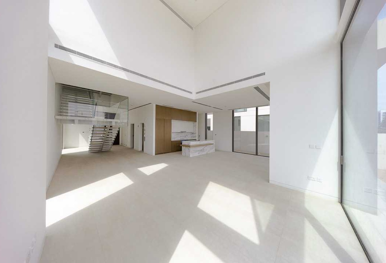 4 bedroom villa in Nad Al Sheba Gardens 2, Nad Al Sheba: 8