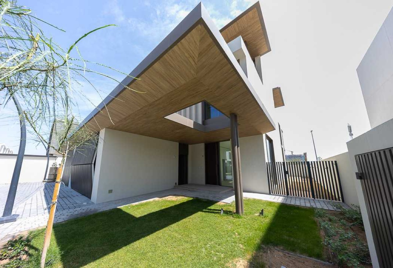 4 bedroom villa in Nad Al Sheba Gardens 2, Nad Al Sheba: 25