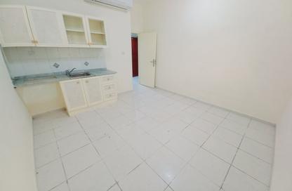 Apartment - Studio - 1 Bathroom for rent in Fire Station Road - Muwaileh - Sharjah